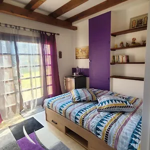 https://chez-amalia-et-fred.hotels-rhonealpes.com